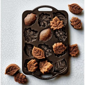 صينية كعك من Nordic Ware ® Leaflettes