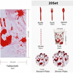 تتضمن لوازم حفل الهالوين مفرش طاولة على شكل زومبي دموي، وأطباق ورقية، وأكواب، وقش، ومناديل، وملعقة، وشوكة، وسكاكين